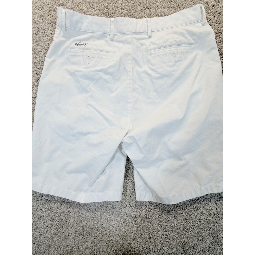 Greg Norman Mens White Golf Shorts Waist 36 Cotton Twill Flat Front Shark Logo - Picture 3 of 6